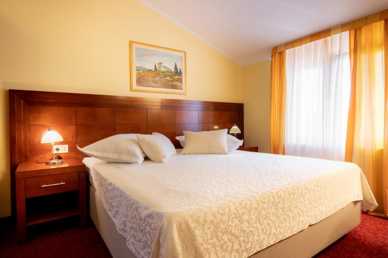 Villa Riva Makarska Exterior foto